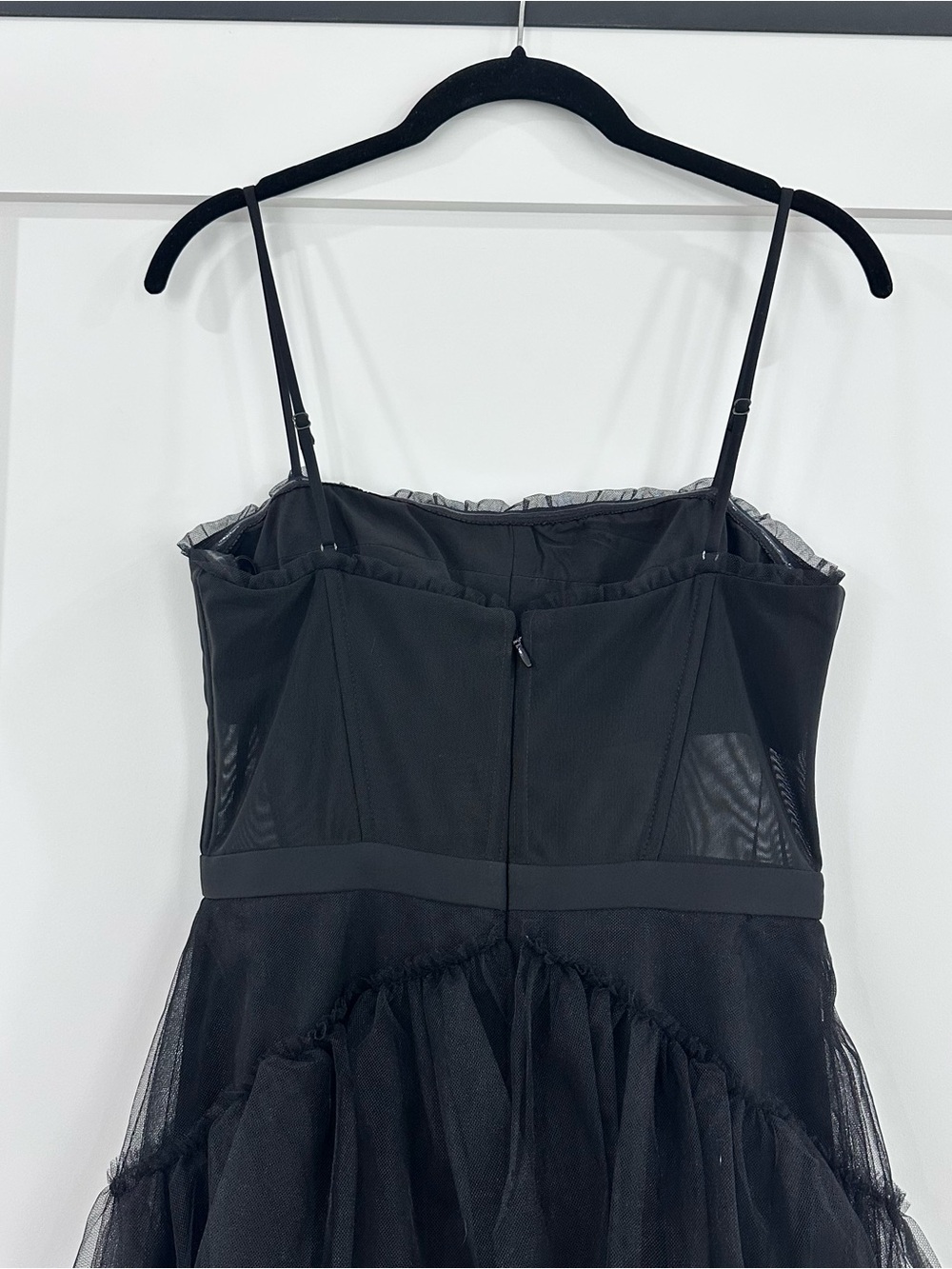 BCBGMAXAZRIA Oly Tiered Ruffle Tulle Evening Gown Black Size 6 - Picture 10 of 14